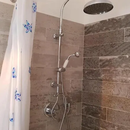 Apartman Pisolo *